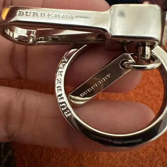 BURBERRY ❤️🌟 SANDRA THE BASSET HOUND BAG CHARM/KEYCHAIN⭐️ - Picture 6 of 8